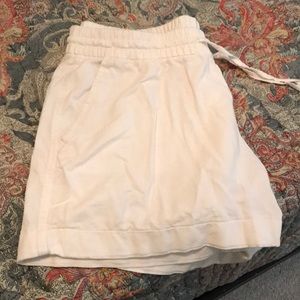 Old Navy white linen shorts
